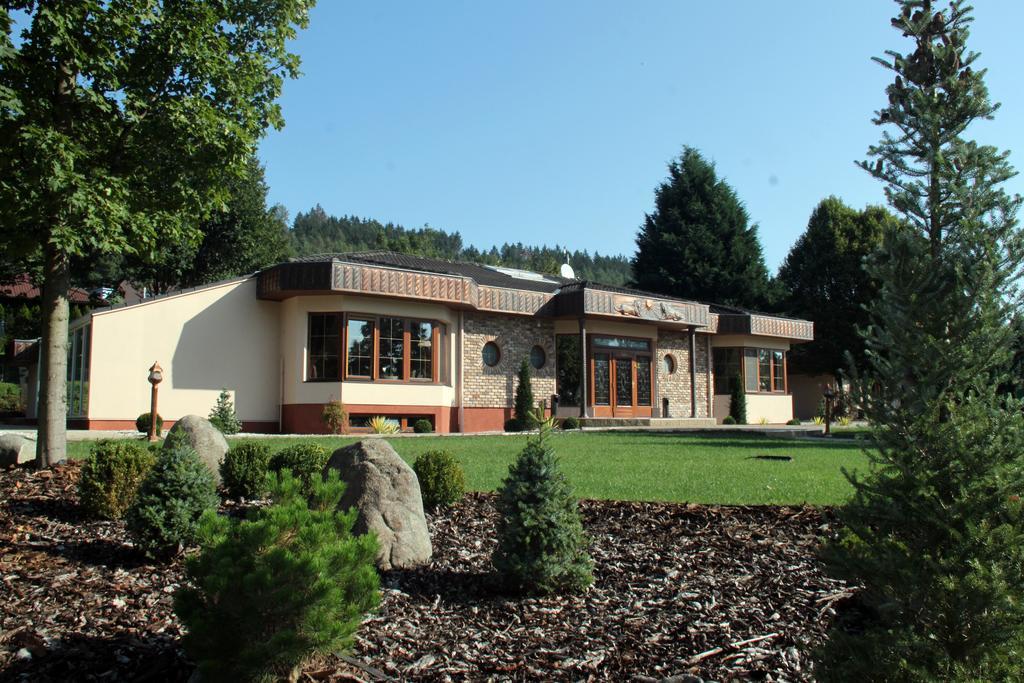 Hotel Resort Lovecka Basta Strakonice Exterior foto